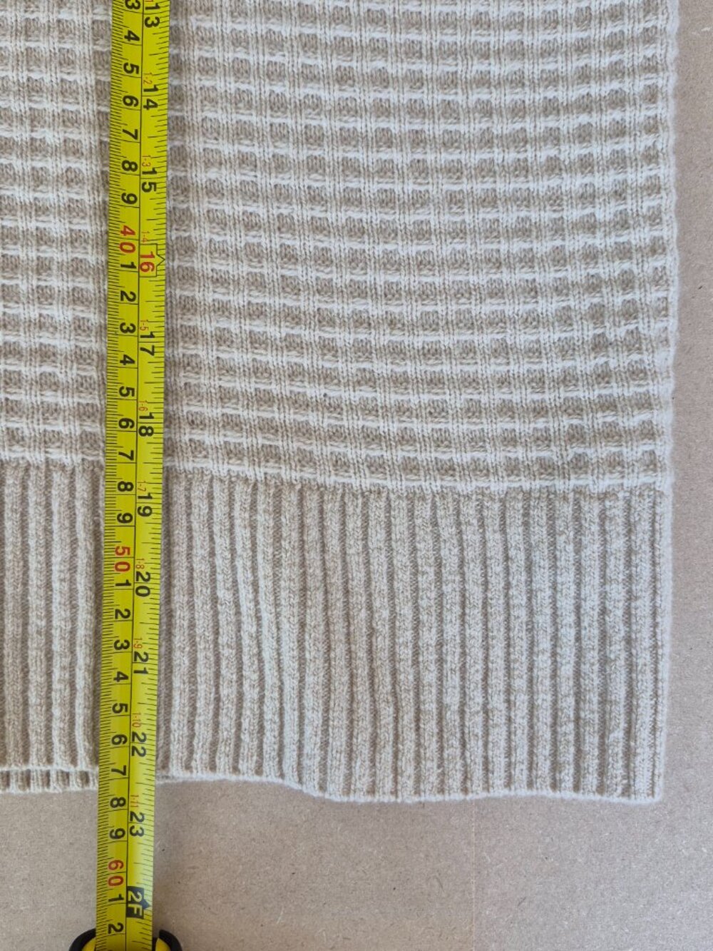 Everlane Recycled Cashmere Waffle Henley Womens S Beige Oatmeal Sweater - Picture 6 of 8